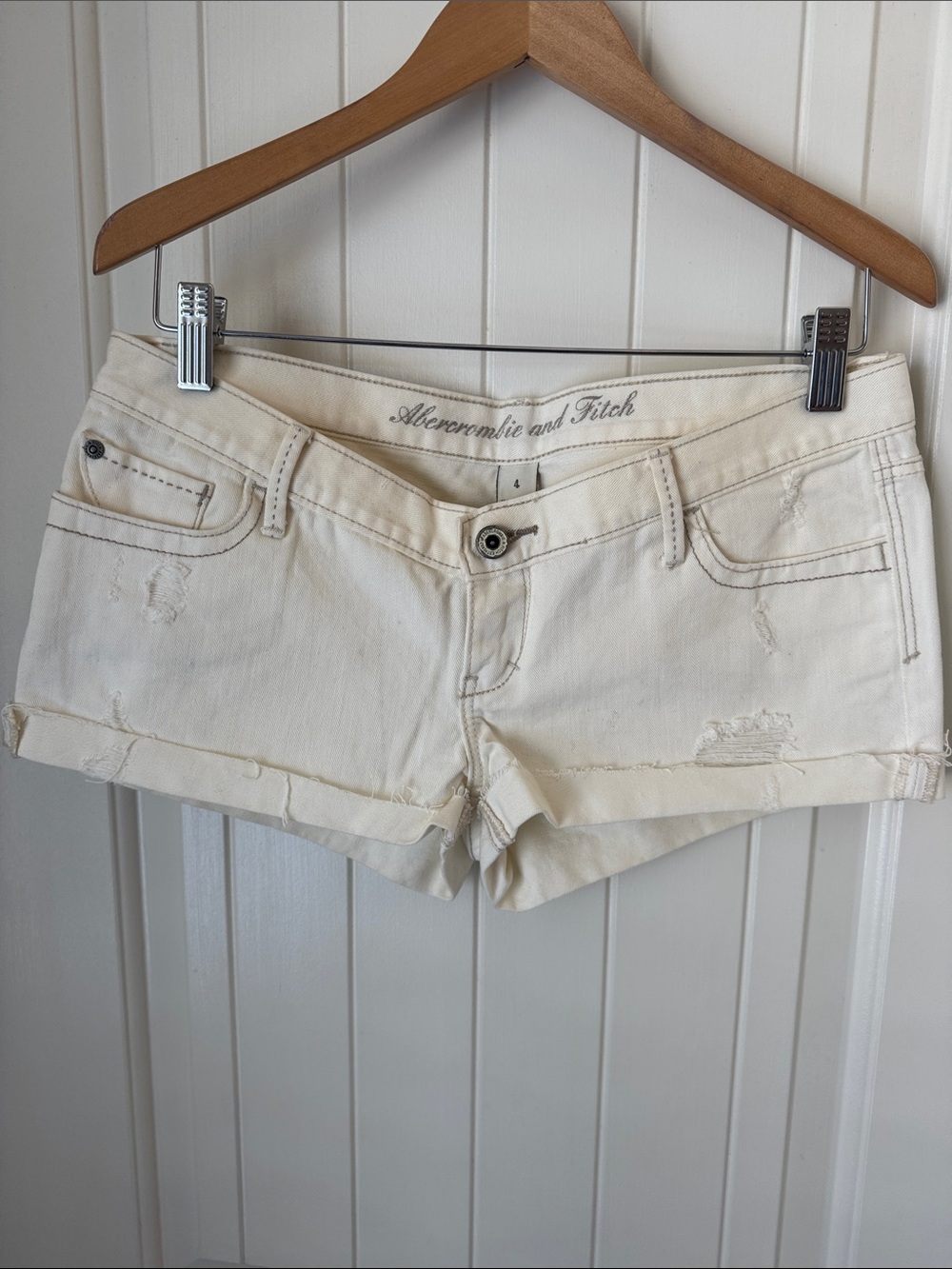 Abercrombie & Fitch Off White/Cream Distressed Roll-Hem Denim Distressed Shorts